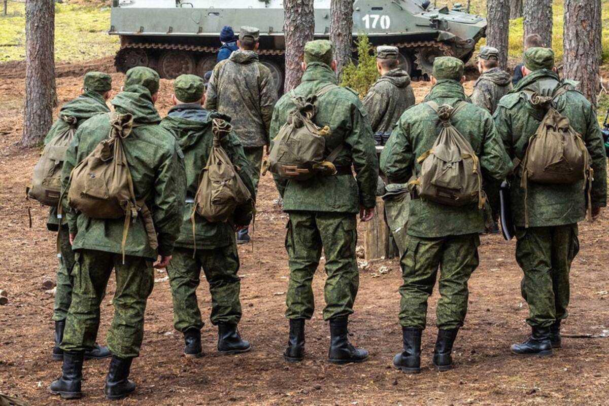 Митинг памяти, посвященный военнослужащим российской армии, погибшим в специальной военной операции на украине