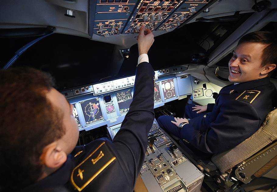 Как в казахстане стать пилотом легкомоторного самолета
